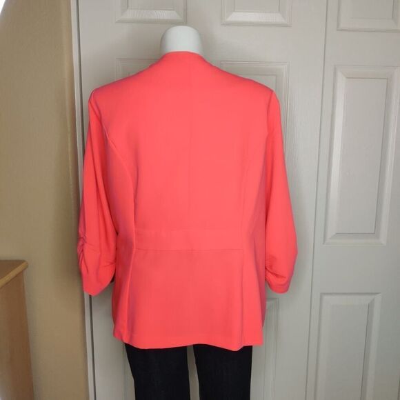 Torrid Ruched Sleeve Blazer sz 4 - Picture 4 of 10